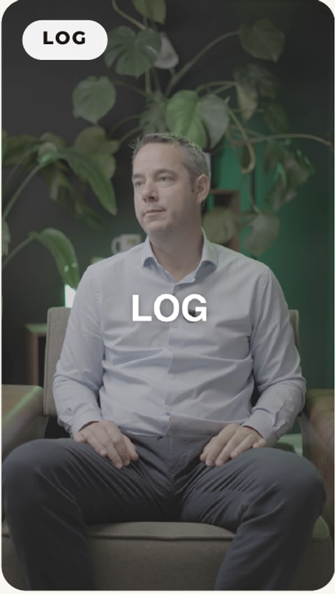 Image tournée en LOG, plate et désaturée